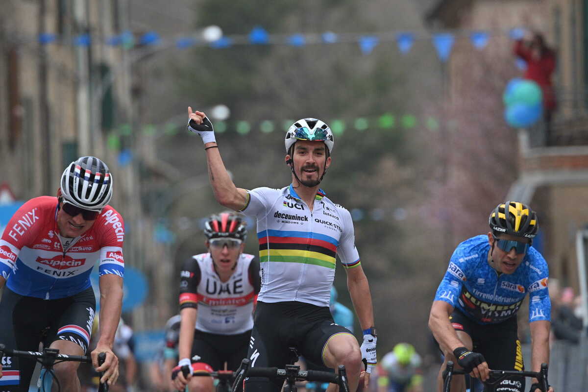 Alaphilippe wint de 2de etappe van Tirreno-Adriatico