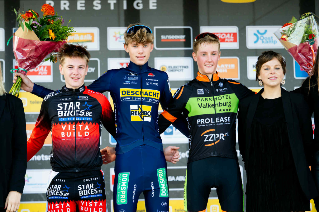 SP Ruddervoorde 25 credit TFoto podium junioren heren.jpg (237 KB)