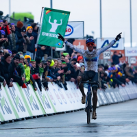 Thibau Nys is Belgisch kampioen veldrijden bij elite heren