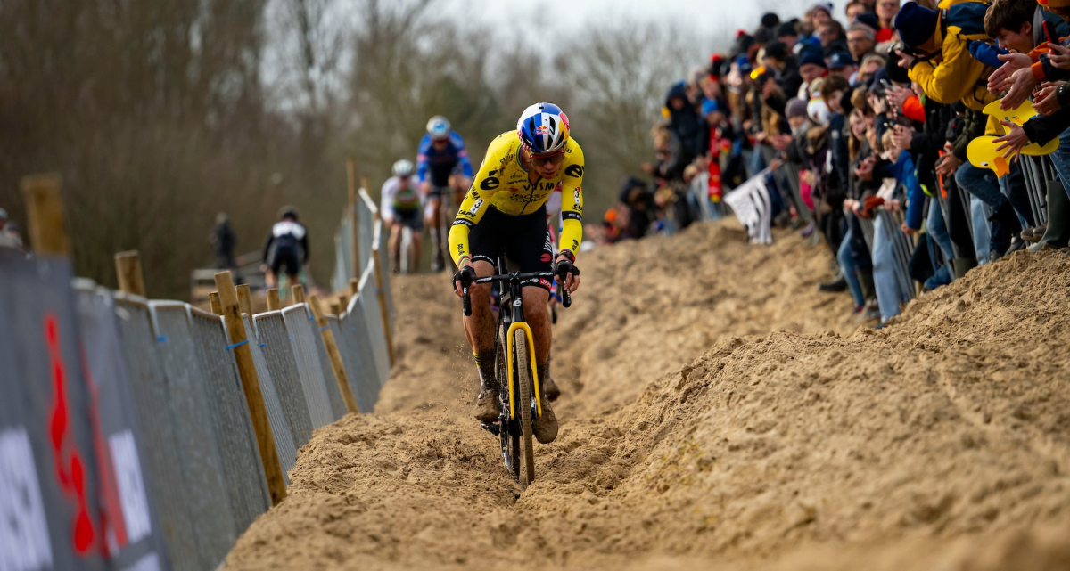 Beperkt veldritprogramma voor Wout van Aert 