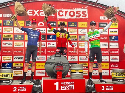 podium heren credit Exact cross.jpg (70 KB)