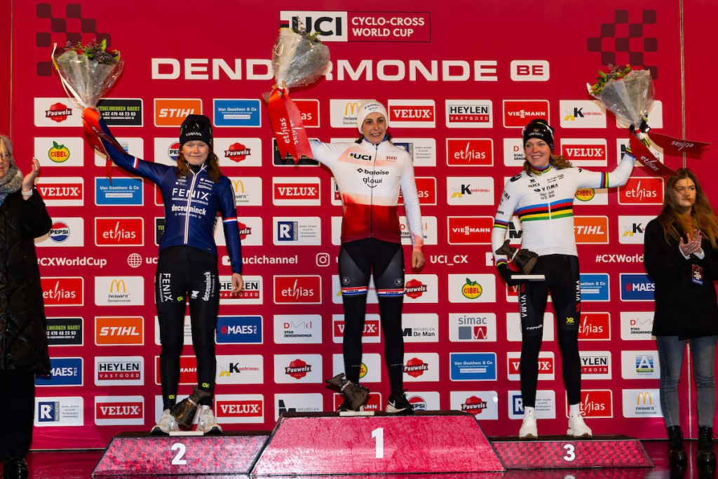 DEN_2145 podium dames.jpg (265 KB)