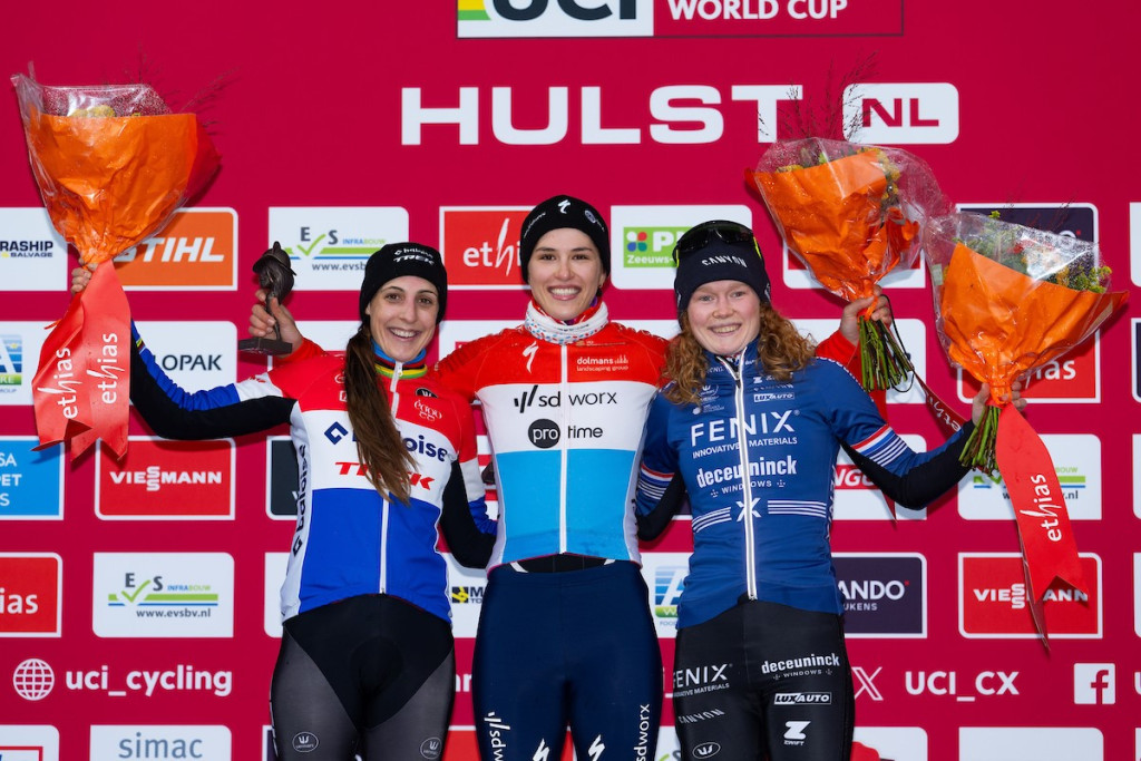 HUL_6044 podium dames.jpg (220 KB)