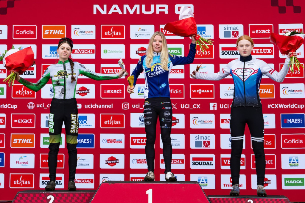 NAM_3644 podium meisjes nieuwelingen.jpg (270 KB)