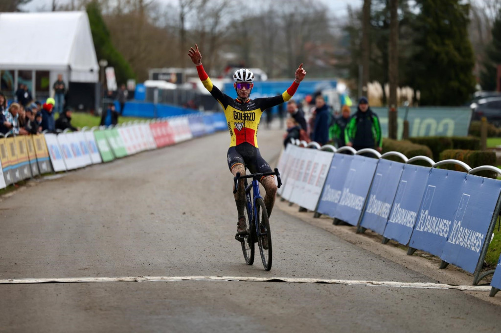 Arthur Van Den Boer mag zegegebaar maken bij junioren in GP Sven Nys 2025