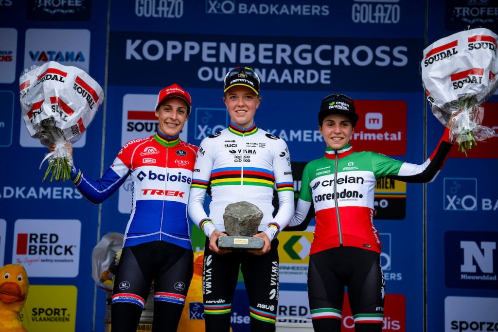 KOP_8878 podium dames.jpg (204 KB)