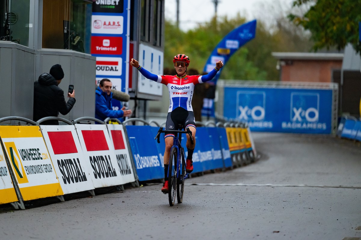 Lucinda Brand wint Rapencross en leidt nu Ladies Trophy